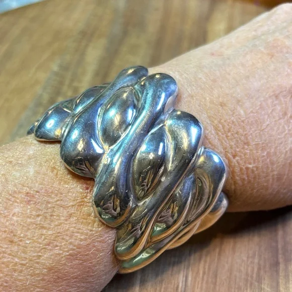 Taxco Los Ballesteros heavy sterling cuff